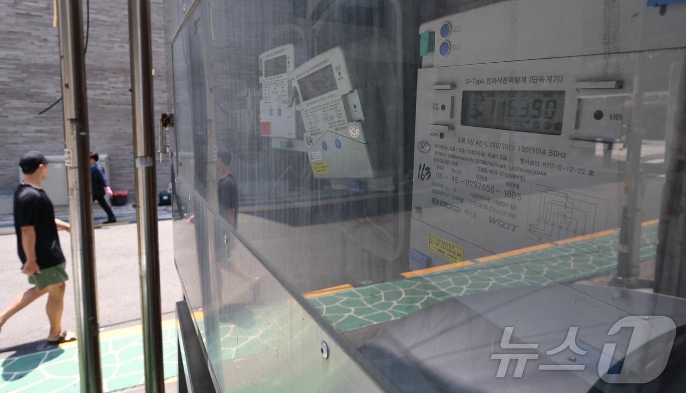  서울 시내 주택가 전기계량기의 모습. 2025.6.23/뉴스1 ⓒ News1 김도우 기자