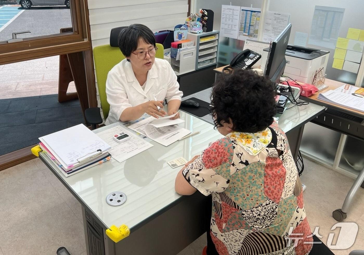  단양군 치매예방 검사.(단양군 제공, 재판매 및 DB금지)/뉴스1 
