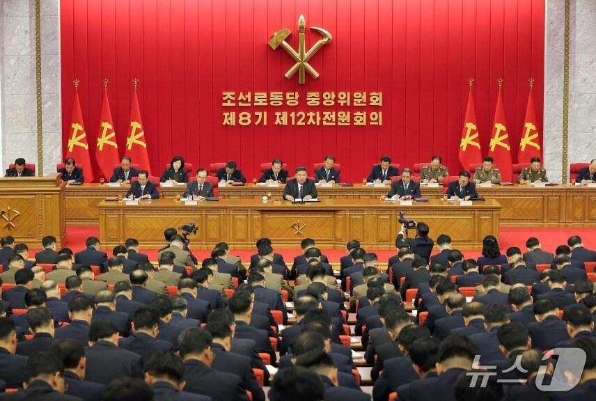 본문 이미지 - 평양 노동신문=뉴스1) =  김정은 북한 노동당 총비서[국내에서만 사용가능. 재배포 금지. DB 금지. For Use Only in the Republic of Korea. Redistribution Prohibited] rodongphoto@news1.kr 