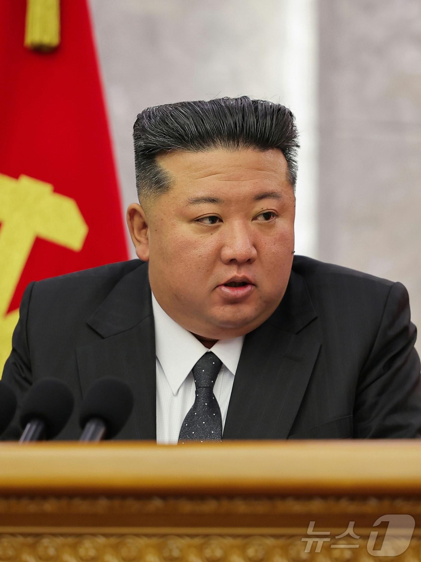 본문 이미지 - (평양 노동신문=뉴스1) = 김정은 북한 노동당 총비서. [국내에서만 사용가능. 재배포 금지. DB 금지. For Use Only in the Republic of Korea. Redistribution Prohibited] rodongphoto@news1.kr