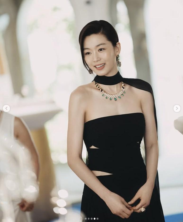 본문 이미지 - 전지현 인스타그램 캡처