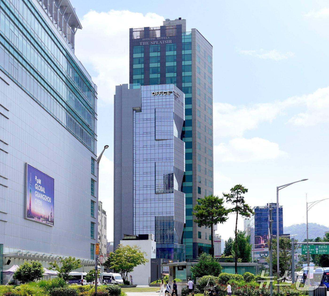 본문 이미지 - 오피스B 동대문공원점 외관 모습(스파크플러스 제공)