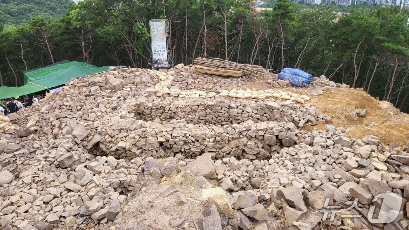 24일 오전 대구 북구 구암동에 있는 100~102호 고분군.2025.6.24/뉴스1 ⓒ News1 이성덕 기자