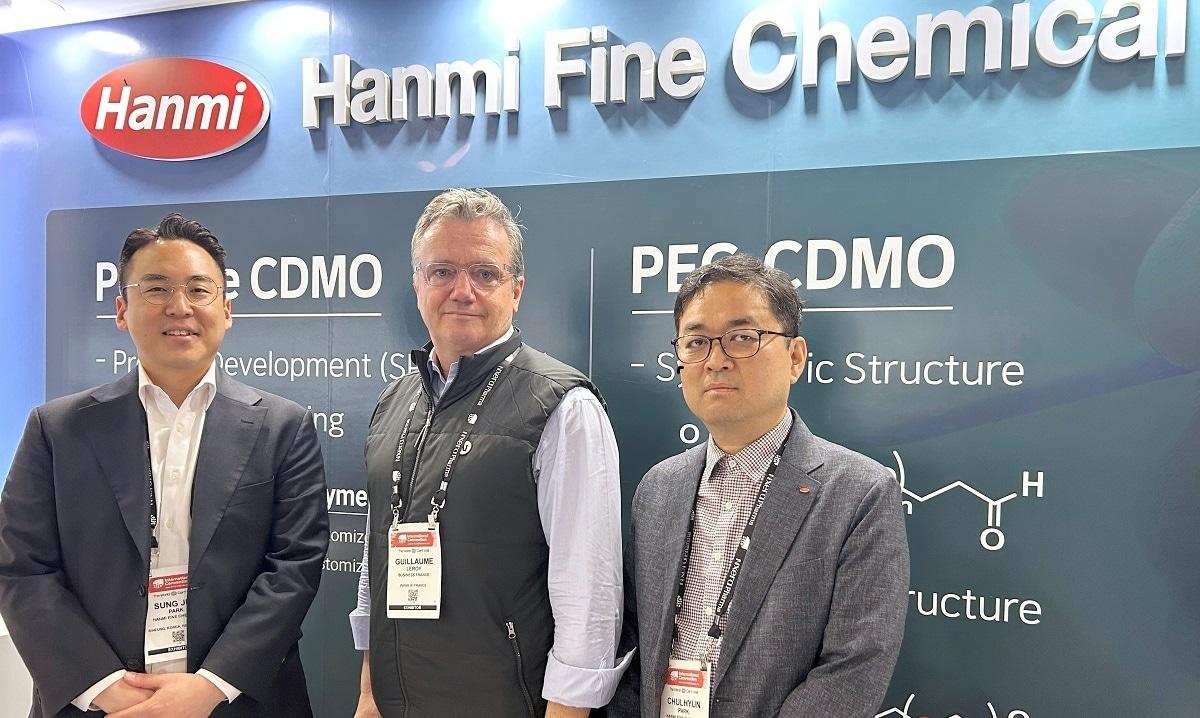 본문 이미지 -  18일 미국 보스턴에서 개최된 BIO USA에서 한미정밀화학과 에드젠바이오텍이 Mpox 백신 공동 개발을 위한 미팅을 진행했다. &#40;한미정밀화학 제공&#41;