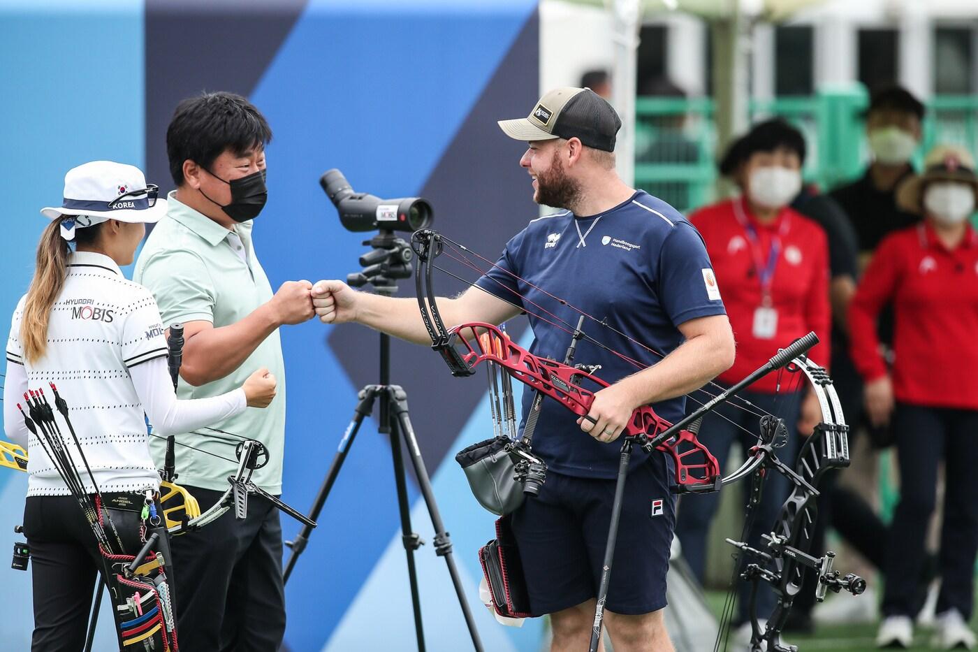한국 컴파운드 대표팀이 세계 선수들과 합동 훈련을 실시한다. (대한양궁협회 제공)