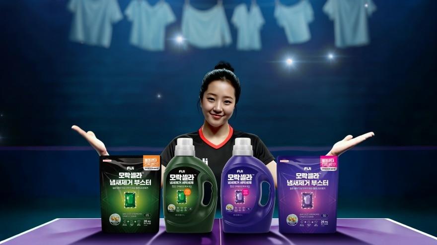 본문 이미지 - LG생활건강의 세탁세제 브랜드 피지(FiJi) 모델인 탁구선수 신유빈.(LG생활건강제공)