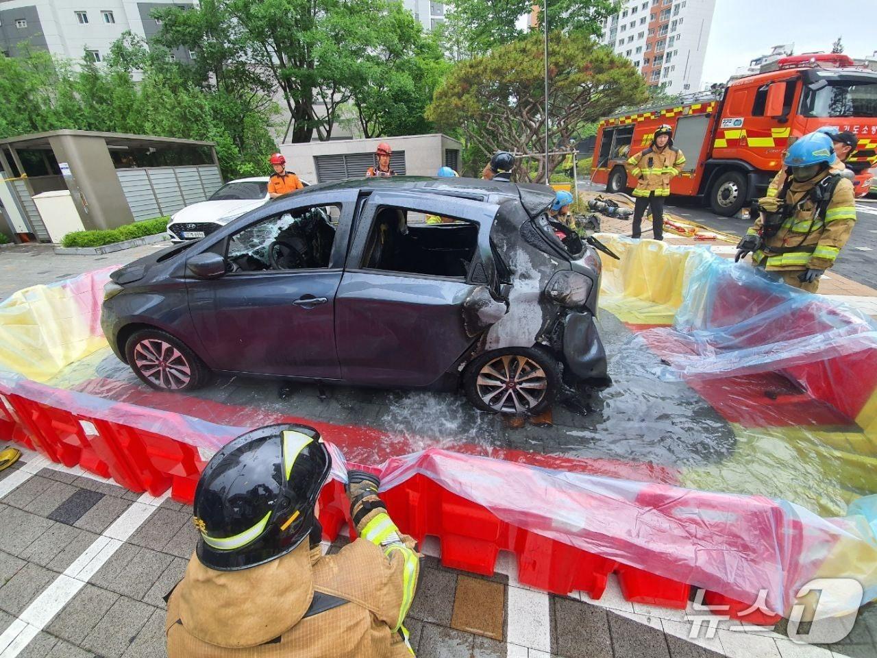 본문 이미지 - 화재 현장. &#40;경기도소방재난본부 제공. 재판매 및 DB 금지&#41; 2025.6.25/뉴스1