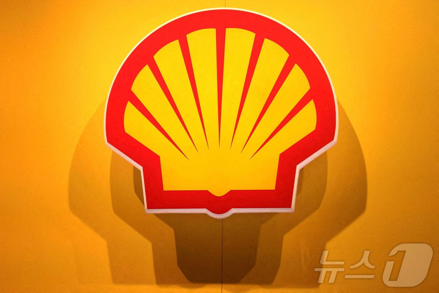 글로벌 에너지 기업 쉘의 로고. 2023.7.12 ⓒ 로이터=뉴스1 ⓒ News1 김경민 기자