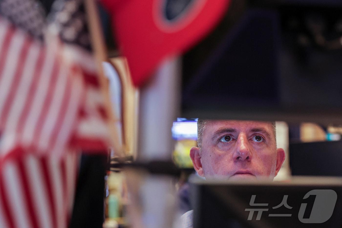 뉴욕증권거래소 트레이더 ⓒ 로이터=뉴스1