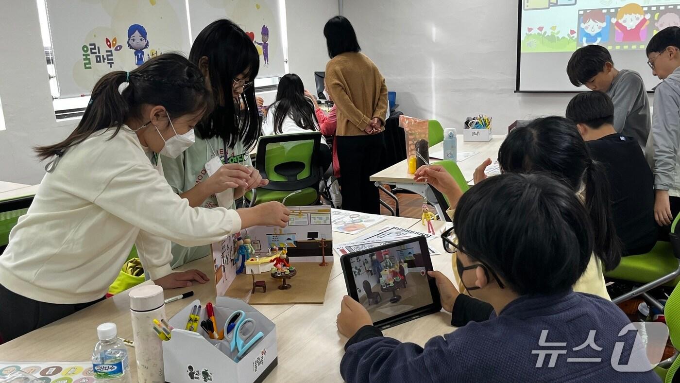 숙박형 마음울림 과정에 참여 중인 학생들.(부산시교육청 제공.부산시