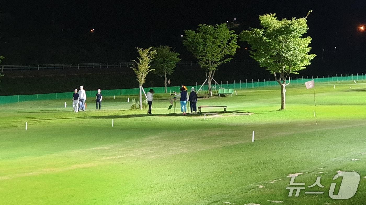 청도군 파크골프장 7·8월 두 달간 야간 개장(청도군 제공. 재판매 및 DB금지)/뉴스1