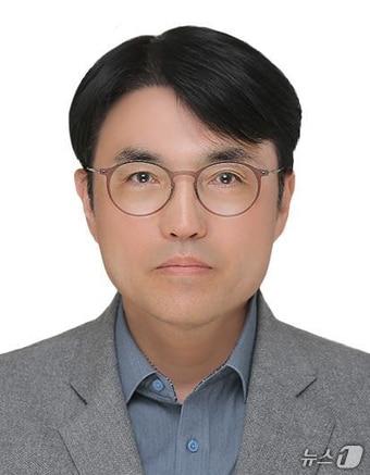 본문 이미지 - 이재명 대통령이 26일 고용노동부 차관에 권창준 고용부 기획조정실장을 임명했다. (대통령실 제공. 재판매 및 DB 금지) 2025.6.26/뉴스1 ⓒ News1 허경 기자