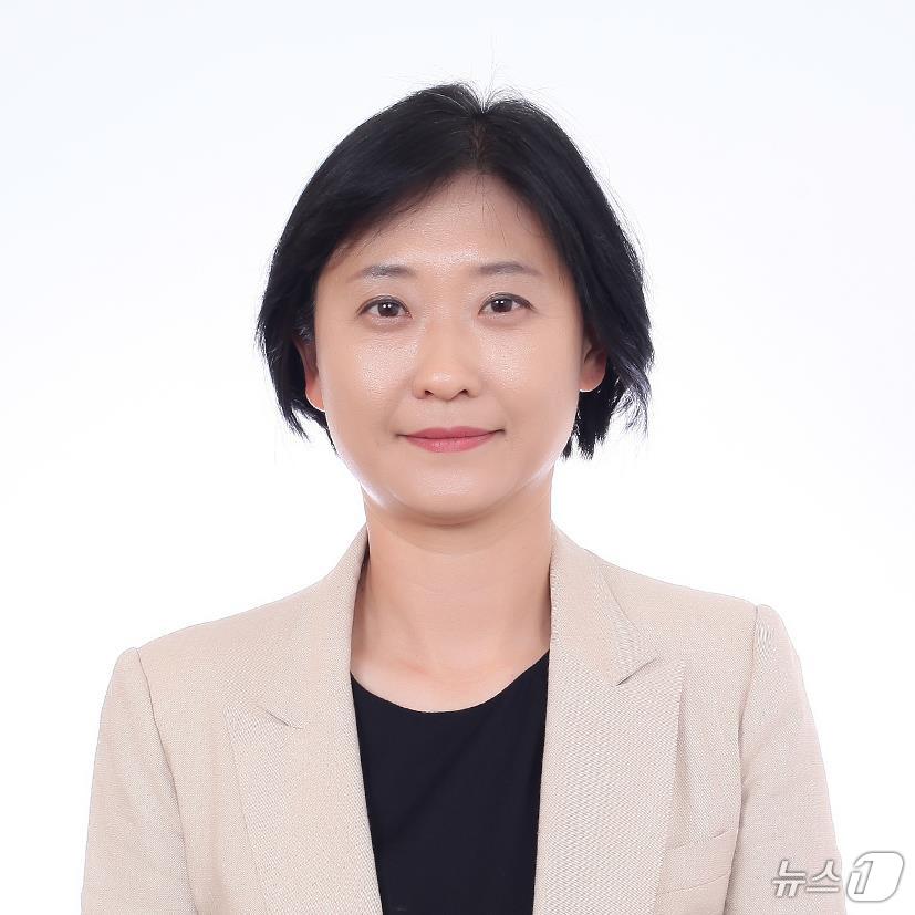 본문 이미지 - 이재명 대통령이 26일 보건복지부 1차관에 이스란 복지부 사회복지정책실장을 임명했다. (대통령실 제공. 재판매 및 DB 금지) 2025.6.26/뉴스1 ⓒ News1 허경 기자