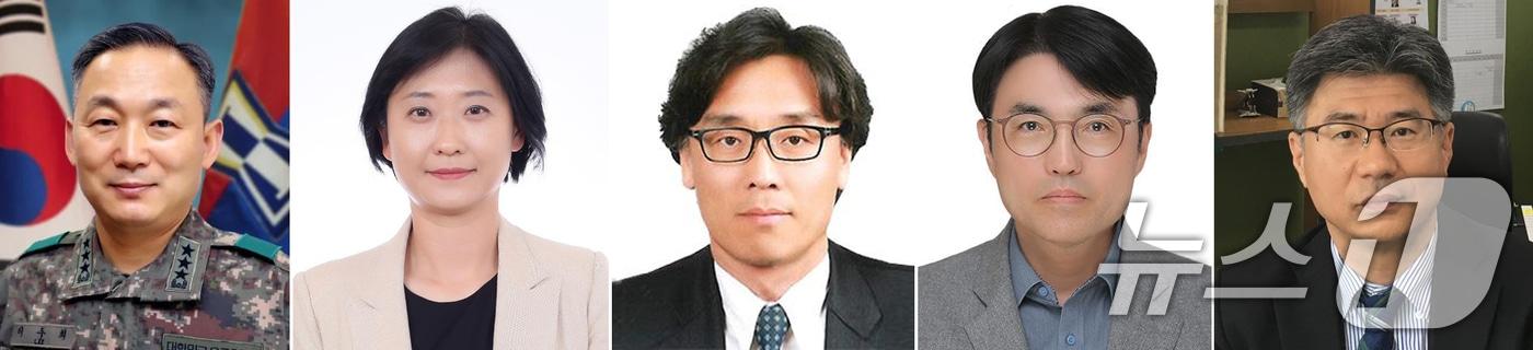 왼쪽부터 이두희 전 사령관, 이스란 실장, 금한승 원장, 권창준 실장, 남동일 위원. &#40;대통령실 제공. 재판매 및 DB 금지&#41; 2025.6.26/뉴스1 ⓒ News1 허경 기자