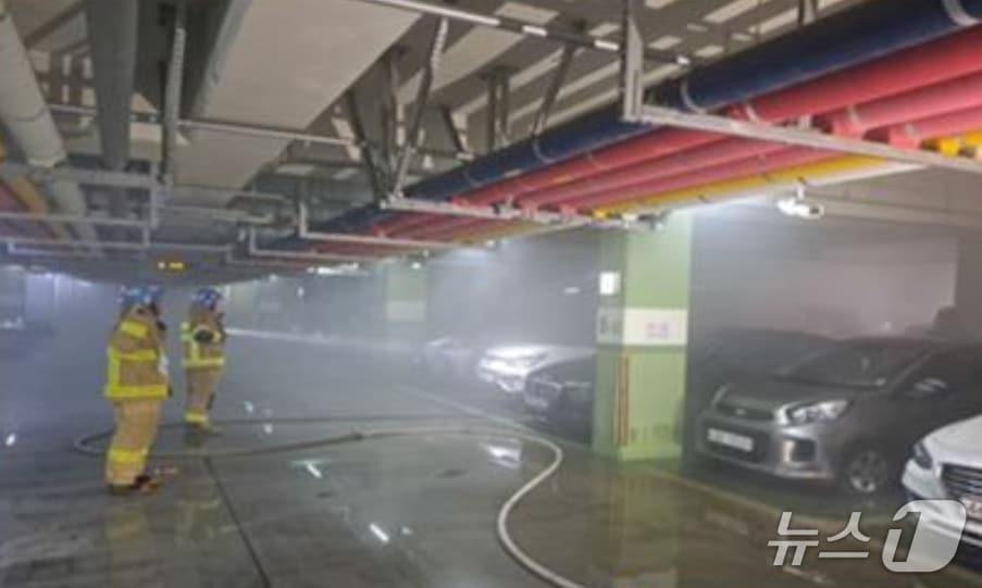 본문 이미지 - 화재 현장. (경기도소방재난본부 제공. 재판매 및 DB 금지) 2025.6.27/뉴스1