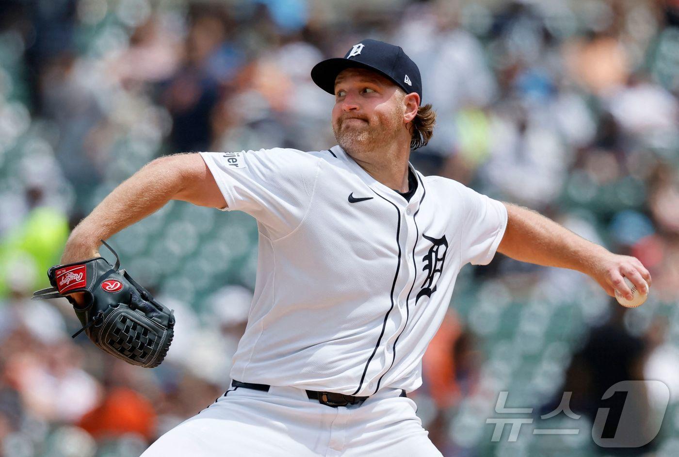디트로이트 타이거스 투수 디트릭 엔스가 27일(한국시간) 열린 2025 메이저리그 애슬레틱스전에서 5이닝 무실점 호투를 펼쳐 승리를 챙겼다. ⓒ AFP=뉴스1