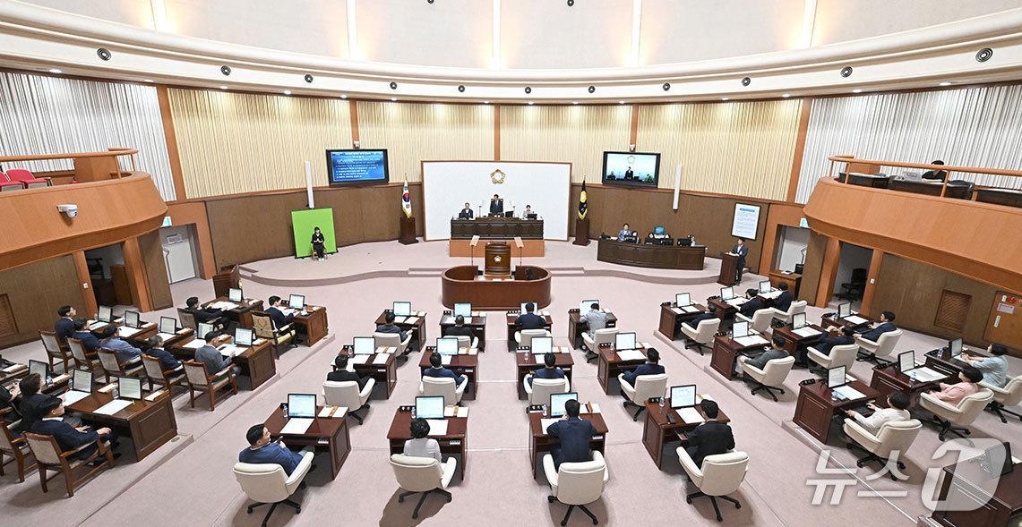 본문 이미지 - 진주시의회 본회의장. 뉴스1 DB