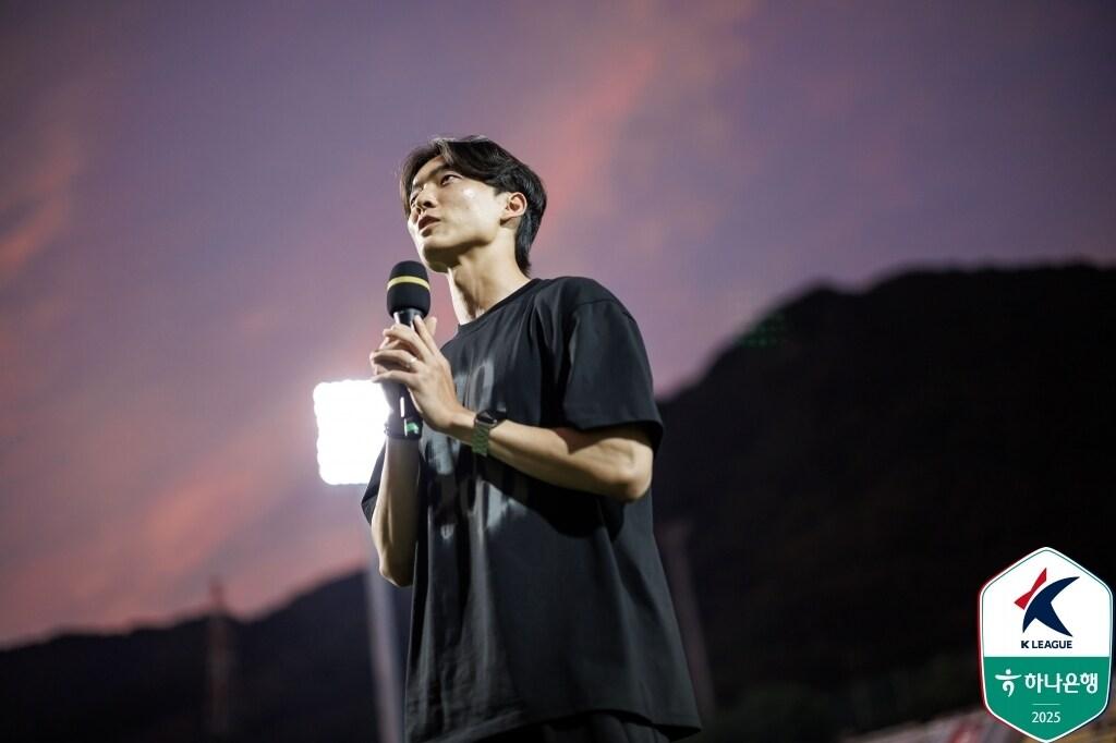 본문 이미지 - 오스트리아 명문 오스트리아 빈에 입단한 이강희. (한국프로축구연맹 제공)