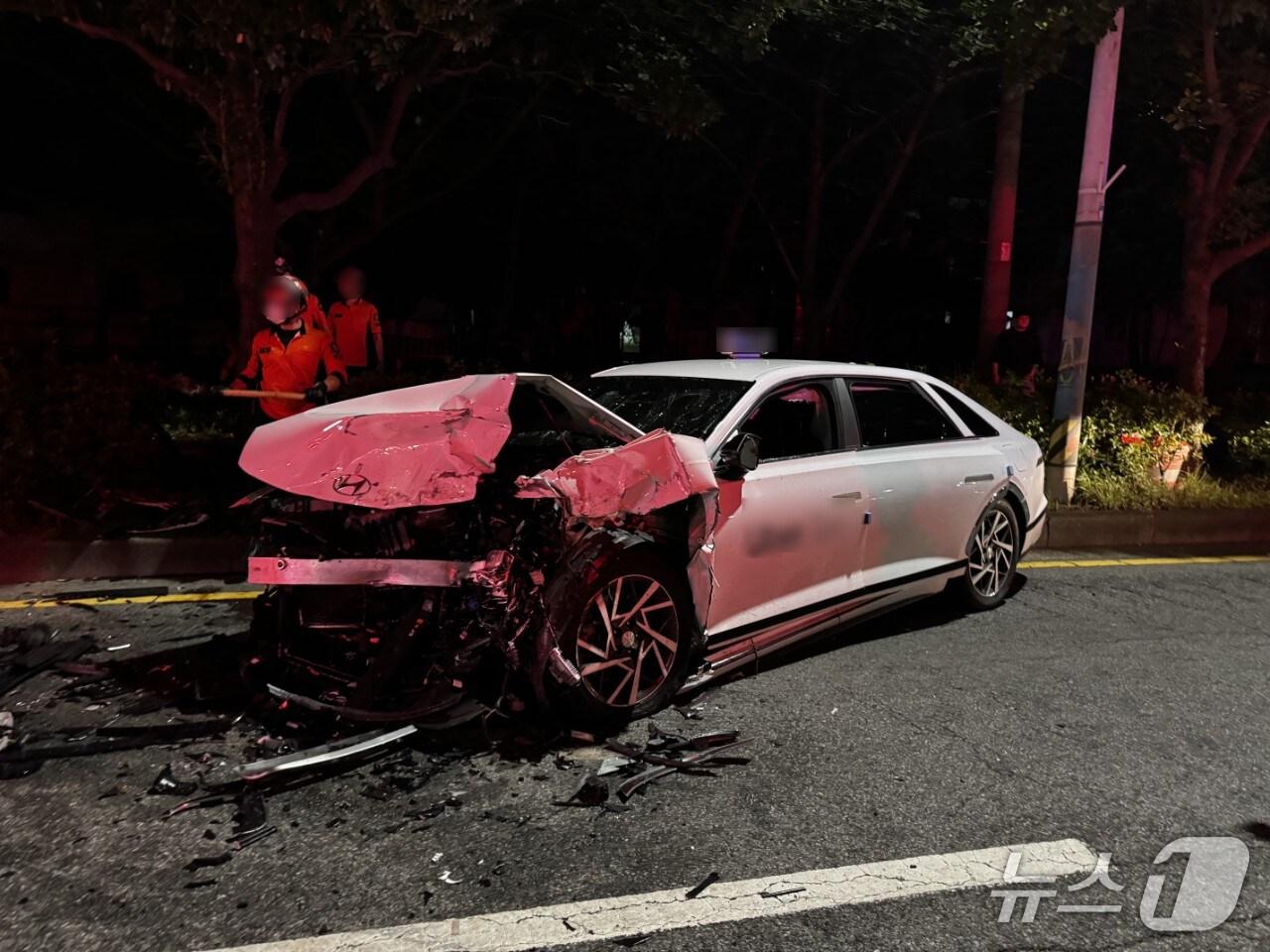 본문 이미지 - 사고 현장(경찰 제공. 재판매 및 DB금지).