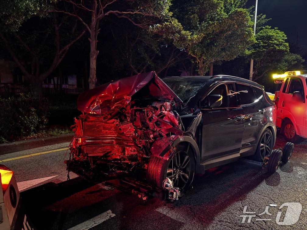 본문 이미지 - 사고 차량(경찰 제공. 재판매 및 DB금지).