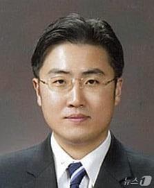 본문 이미지 - 이재명 대통령은 29일 신임 법무부 차관으로 이진수 대검찰청 형사부장을 임명했다.2025.6.29./뉴스1(대통령실 제공)