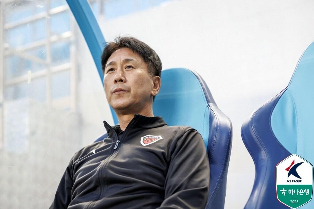 본문 이미지 - 박태하 포항 스틸러스 감독. &#40;한국프로축구연맹 제공&#41;