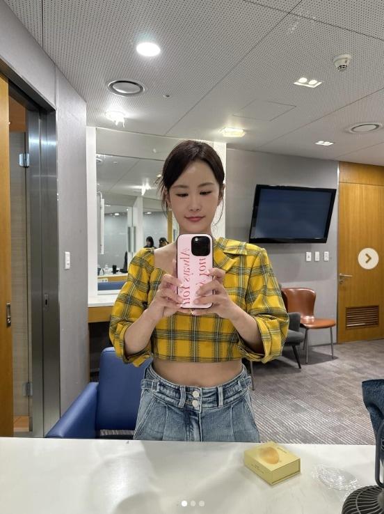 본문 이미지 - 김지민 인스타그램