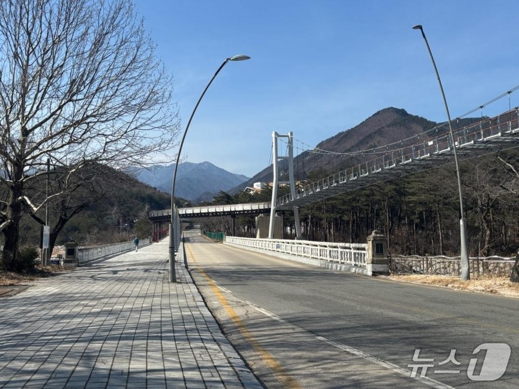 본문 이미지 - 속초 청봉교 전경.(솓초시 제공, 재판매 및 DB 금지) 2025.6.3/뉴스1
