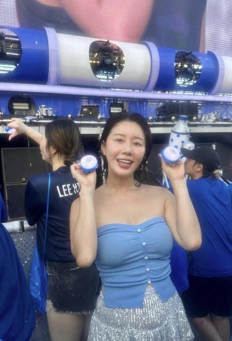 본문 이미지 - 가수 나비 인스타그램