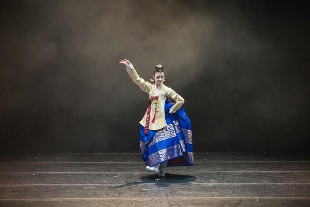 본문 이미지 - 전주대사습놀이 학생전국대회 무용 부문 차상을 차지한 충북예술고등학교 3학년 김윤서.(충북교육청 제공. 재판매 및 DB금지)/뉴스1