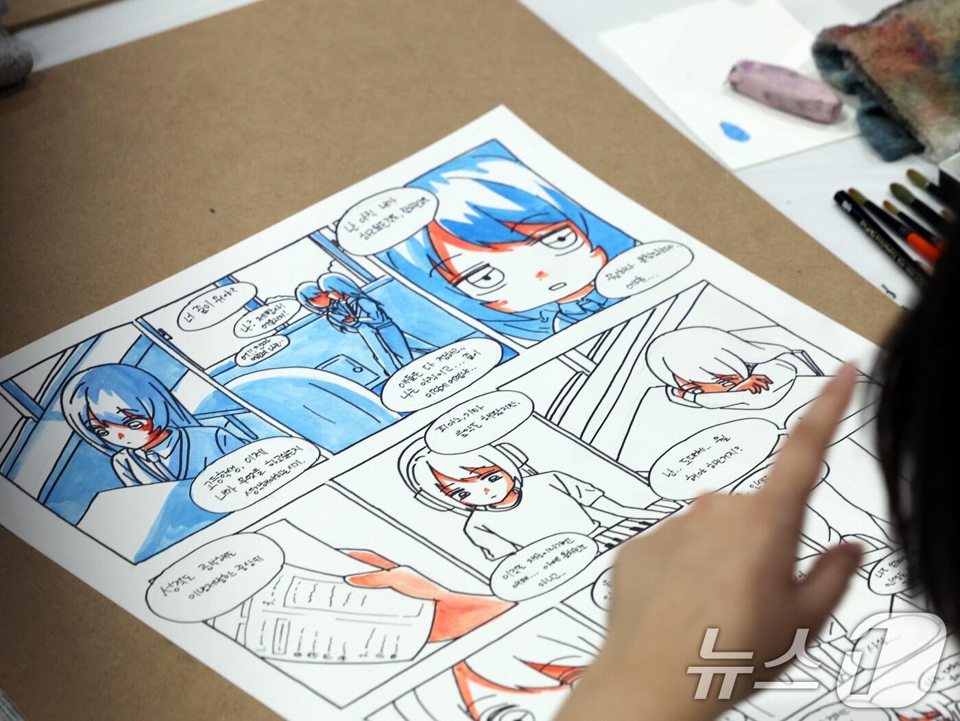 본문 이미지 - 웹툰 창작. &lt;자료사진&gt; 2025.6.4/뉴스1 ⓒ News1 황기선 기자