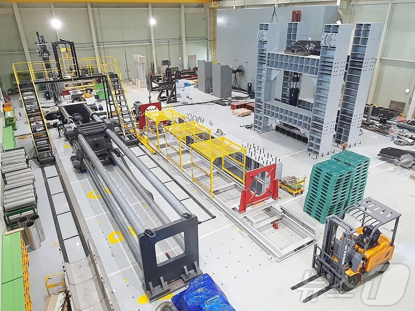 본문 이미지 - 세계 최대, 아시아 유일의 해양케이블시험연구센터. LS 전선 해양 케이블 국산화로 세계시장 4조원 수주 (목포대 제공. 재판매 및 DB금지) /뉴스1 