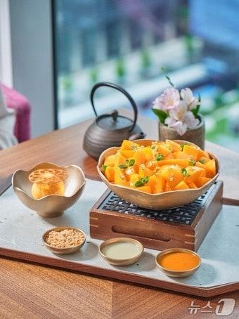 본문 이미지 - 제주 애플망고 빙수(파크하얏트서울 제공)