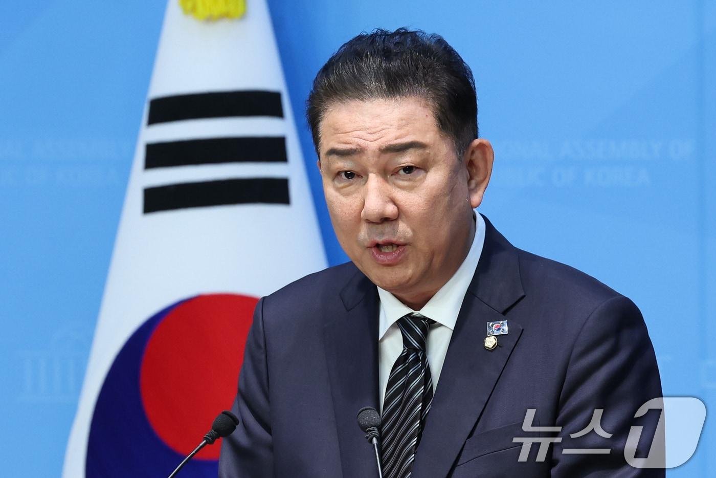 김병기 더불어민주당 의원이 5일 서울 여의도 국회 소통관에서 제22대 국회 제2기 민주당 원내대표 출마를 선언하고 있다. 2025.6.5/뉴스1 ⓒ News1 안은나 기자