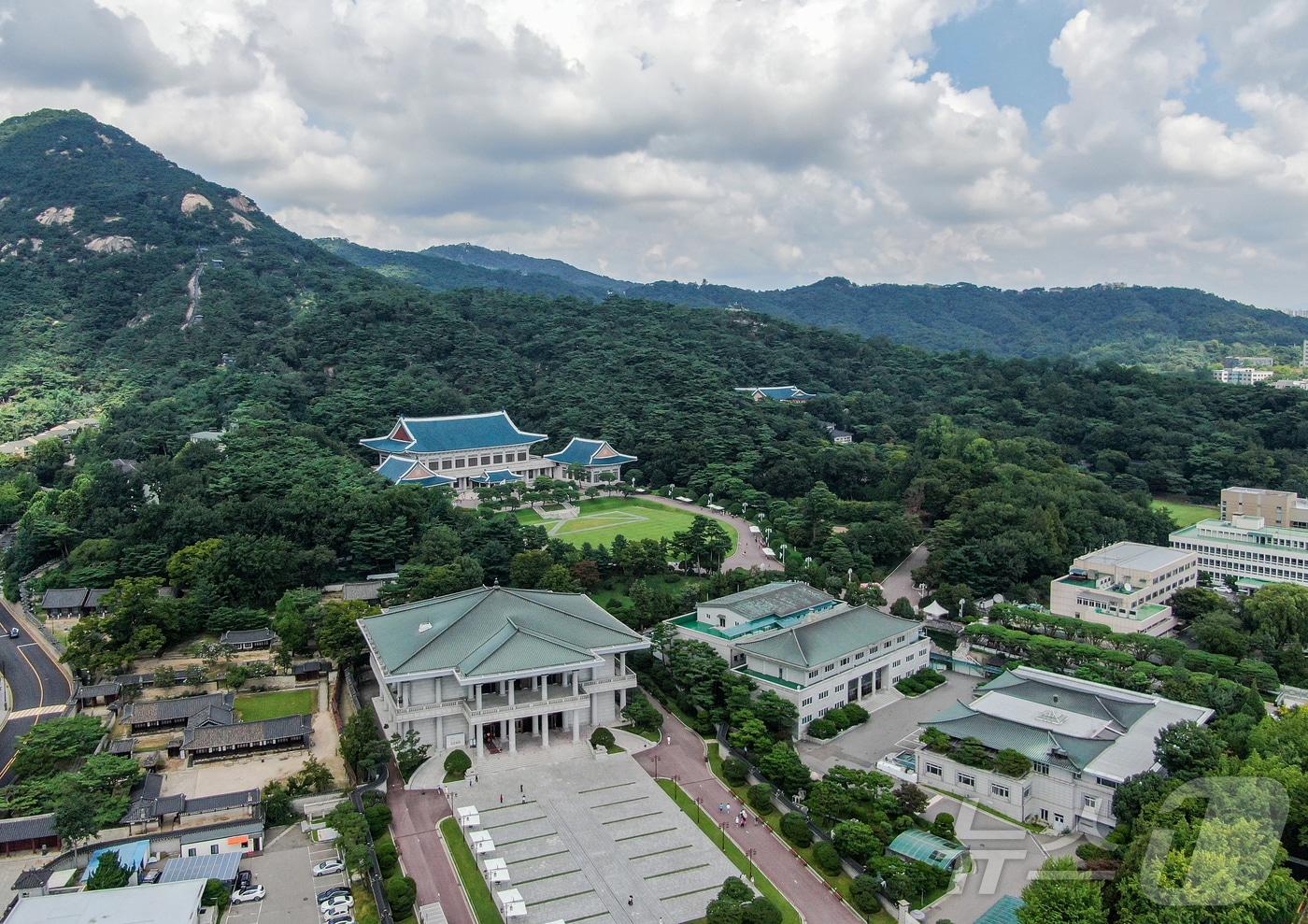 본문 이미지 - 지난 2022년 8월 17일 시민 개방 100일 맞은 서울 종로구 청와대 전경. (뉴스1 DB) 2025.6.5 ⓒ 뉴스1 김진환 기자