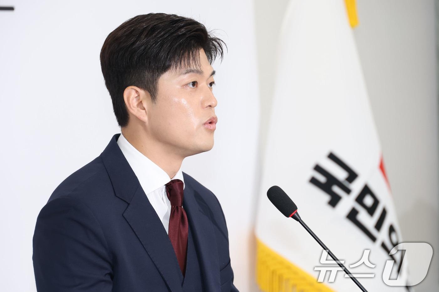 김용태 국민의힘 비상대책위원장이 8일 오전 서울 여의도 국회에서 현안 관련 기자회견을 하고 있다. 2025.6.8/뉴스1 ⓒ News1 이광호 기자
