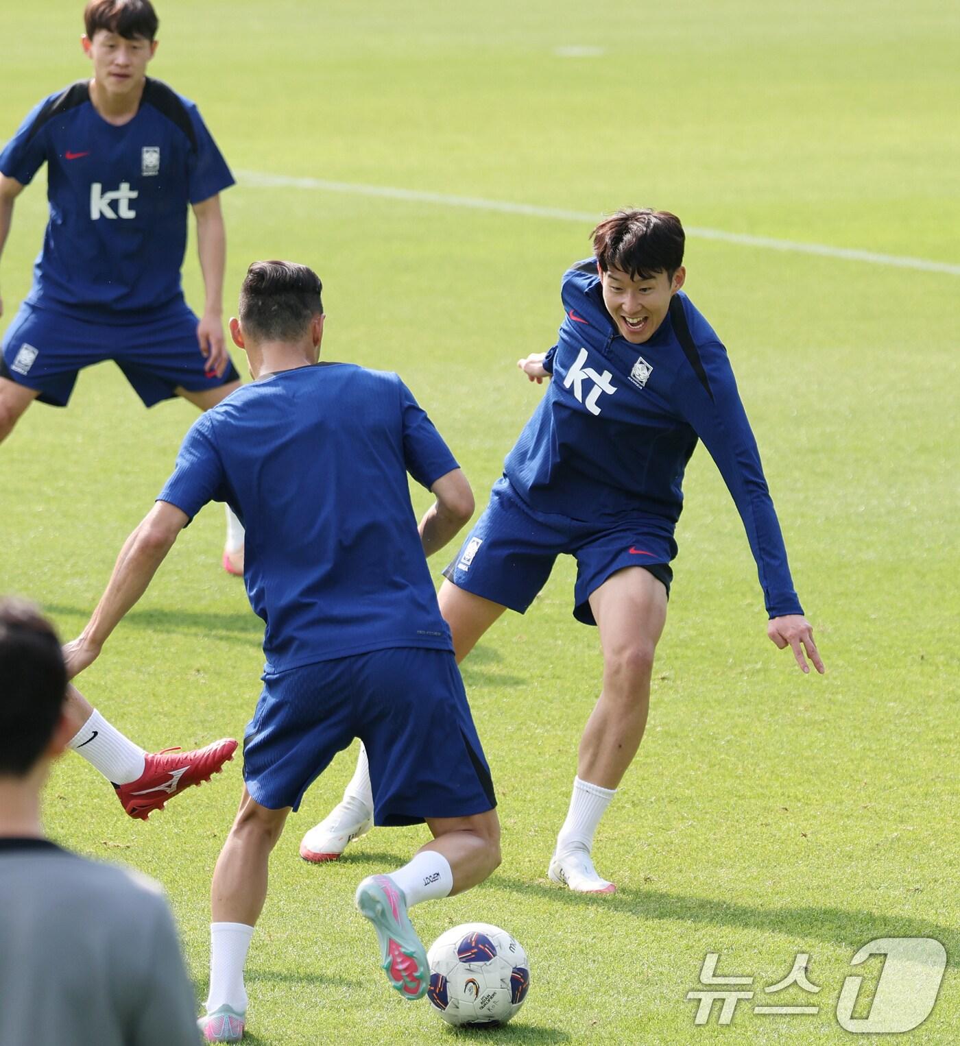 본문 이미지 - 11회 연속 월드컵 본선 진출 금자탑을 쌓은 홍명보호는 오는 10일 서울월드컵경기장에서 쿠웨이트와 2026 국제축구연맹&#40;FIFA&#41; 북중미 월드컵 아시아 지역 3차예선 최종전 을 치른다. 안방을 안방답게 다시 만들어야할 경기다.  ⓒ News1 오대일 기자