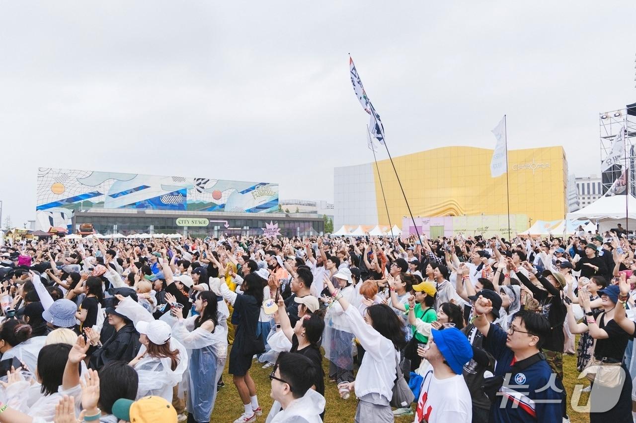 본문 이미지 - 파라다이스시티 '아시안 팝 페스티벌 2024' 컬처파크 현장 (파라다이스시티 제공. 재판매 및 DB금지)
