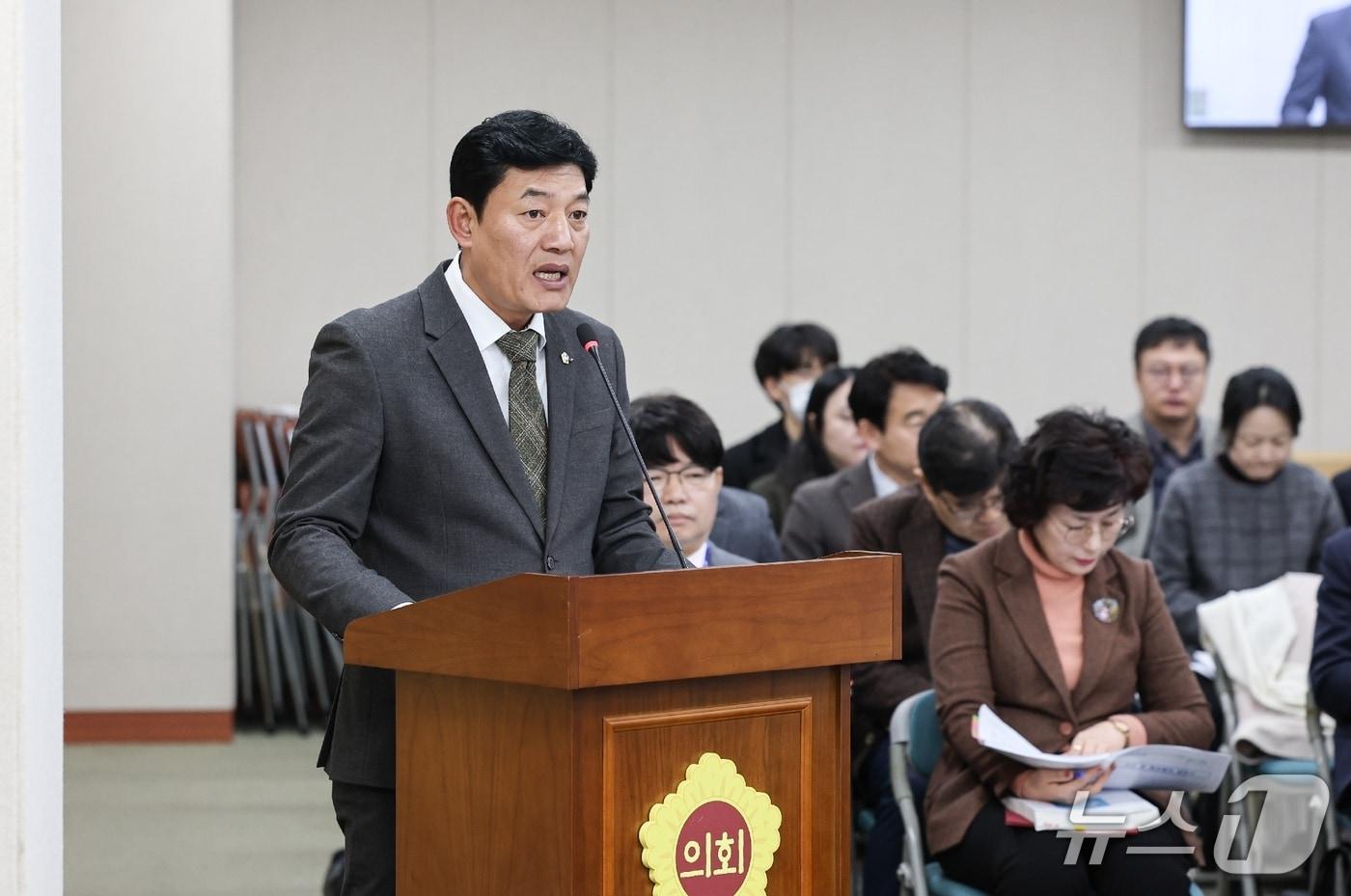 정철 전남도의회 의원이 조례안 제안설명을 하고 있다.(전남도의회 제공, 재판매 및 DB금지)( 