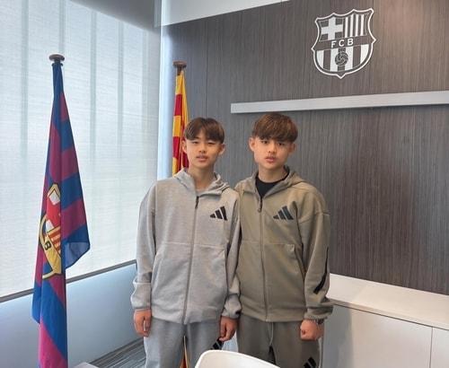 본문 이미지 - 바르셀로나에 입단한 이대한·이민국(이대한·이민국 제공) 