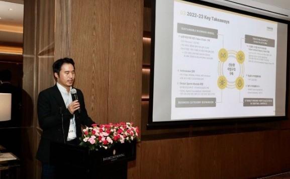 본문 이미지 - 김익환 한세실업 부회장.(한세실업 제공)