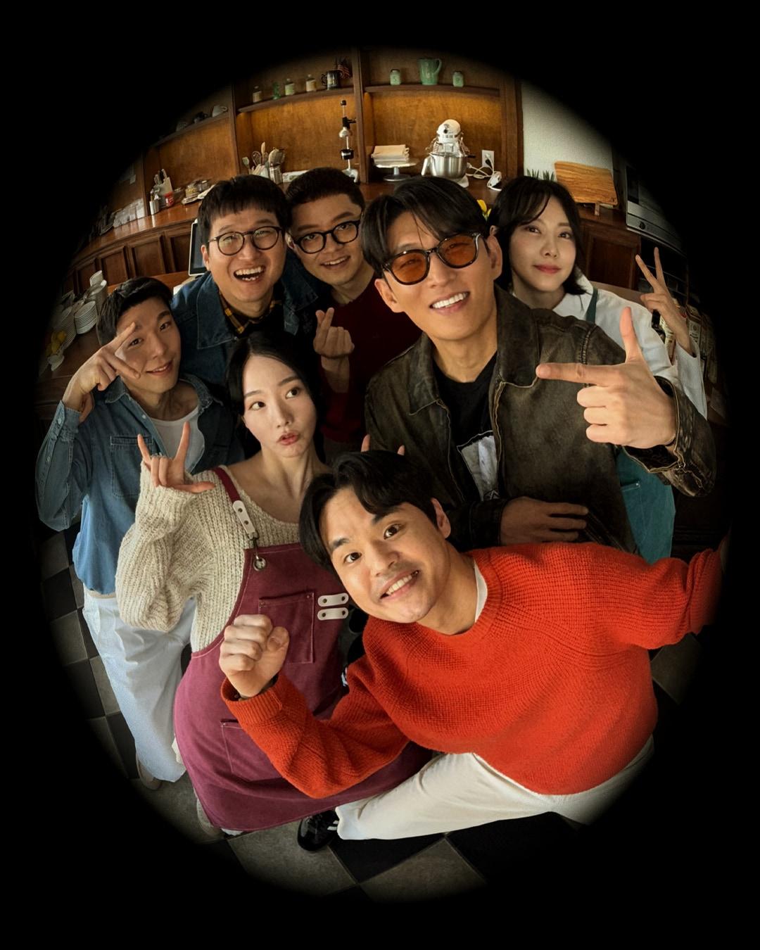 본문 이미지 - 배우 고준 / 피핑프로젝트