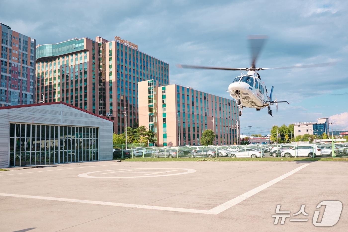 안동병원 닥터헬기&#40;안동병원 제공 재판매 및 DB금지&#41;2025.7.1/뉴스1
