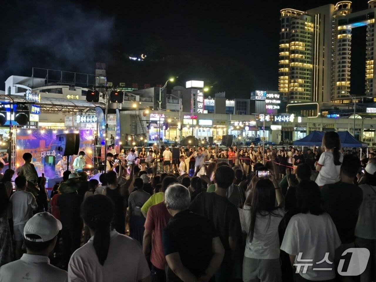 본문 이미지 - 지난해 &#39;대포야 사랑해&#39; 콘서트 현장.&#40;속초시 제공, 재판매 및 DB 금지&#41; 2025.7.1/뉴스1