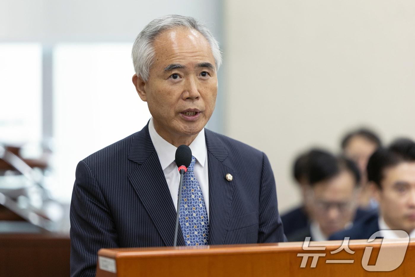 양부남 더불어민주당 의원이 1일 서울 여의도 국회에서 열린 국회 행정안전위원회 전체회의에서 제안발언하고 있다. 2025.7.1/뉴스1 ⓒ News1 이승배 기자