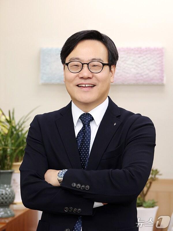 본문 이미지 - KBSA 혹서기 전문위원으로 위촉된 황승식 서울대 교수. (KBSA 제공)