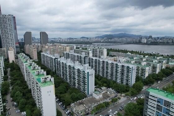 본문 이미지 - 여의도 대교아파트 전경(재건축 조합 제공) 