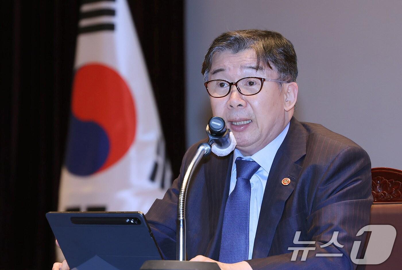 유철환 국민권익위원장이 10일 세종시 정부세종청사에서 열린 '2025년 권역별 특이민원 워크숍'에서 인사말을 하고 있다. (국민권익위원회 제공. 재판매 및 DB 금지) 2025.7.10/뉴스1