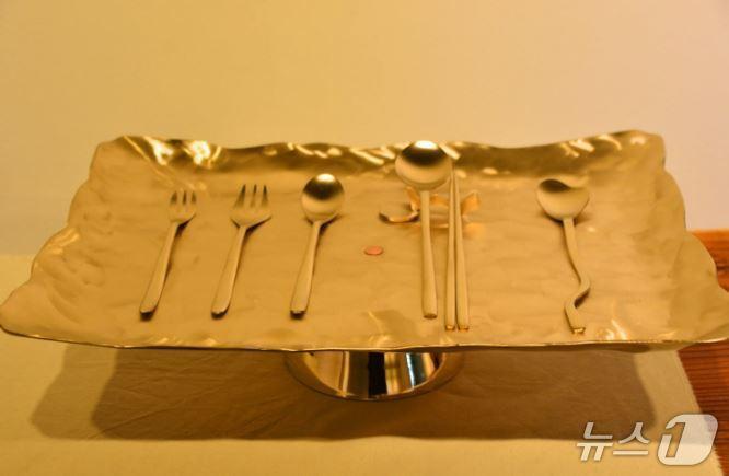 본문 이미지 - 방짜유기 수저 모습 (당진시 제공. 재판매 및 DB금지)2025.7.11/뉴스1