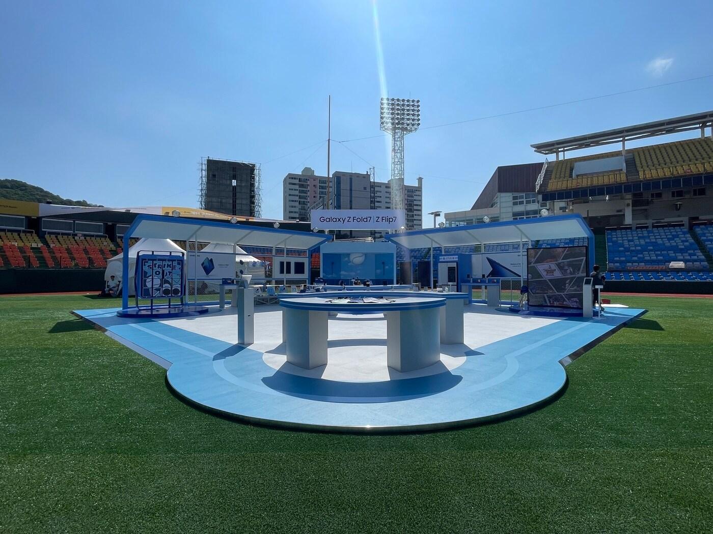 본문 이미지 - KBO는 삼성전자와 함께 KBO 올스타전 팬 페스트 존에서 ‘갤럭시 체험존’을 운영하고, 특별한 이벤트로 팬들에게 즐거움을 선사할 예정이다.&#40;KBO 제공&#41;